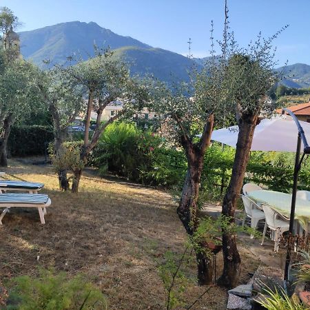 Casa Gaia - Limoncello - Parcheggio Privato Incluso Apartment Levanto Luaran gambar