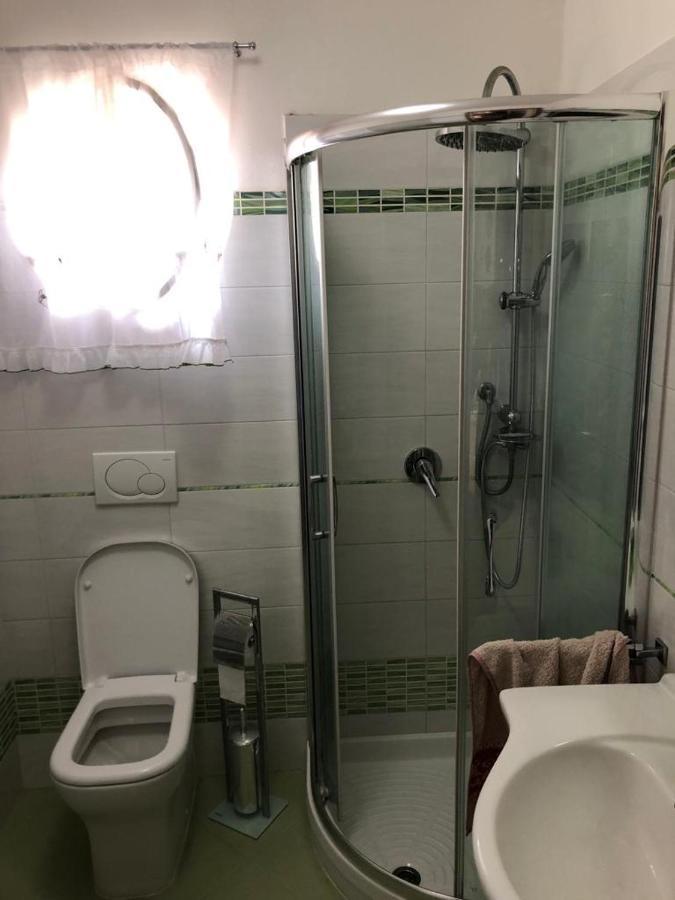 Casa Gaia - Limoncello - Parcheggio Privato Incluso Apartment Levanto Luaran gambar