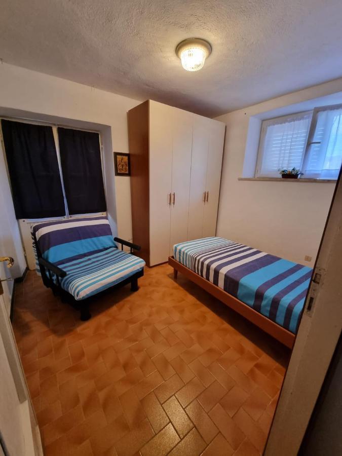 Casa Gaia - Limoncello - Parcheggio Privato Incluso Apartment Levanto Luaran gambar