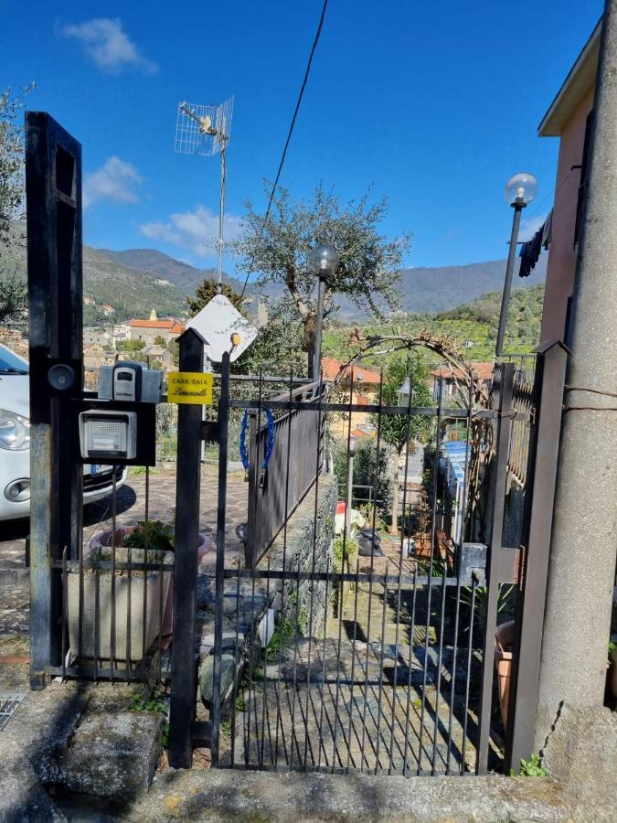Casa Gaia - Limoncello - Parcheggio Privato Incluso Apartment Levanto Luaran gambar